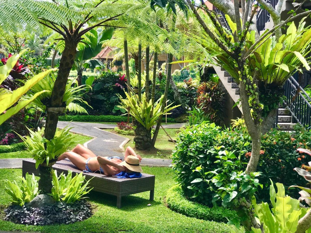 White House Hotel Ubud  Exterior photo